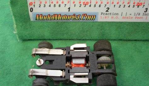 ModelMotorist: Identifications: HO Scale Slot and Slotless Car Chassis