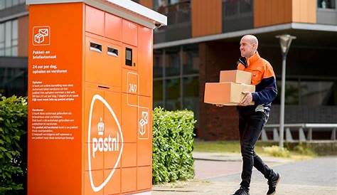 PostNL onthult nieuwe gerobotiseerde pakketautomaat - Transport & Logistiek