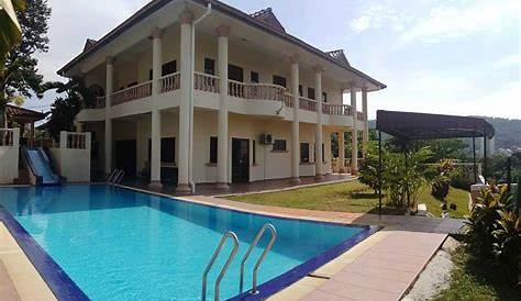 Homestays With Swimming Pool in Malaysia © LetsGoHoliday.my
