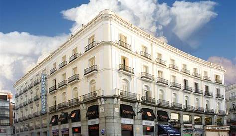 Hotel en la mismísima Puerta del Sol de Madrid. | Hoteles, Hotel, La