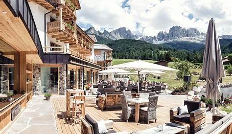 Hotel in Tiers am Rosengarten für Urlaub in Südtirol.