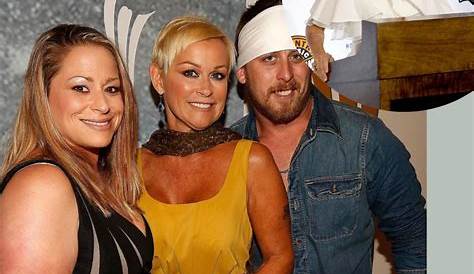 Unveiling Lorrie Morgan's Family: Uncover The Heartwarming Truth