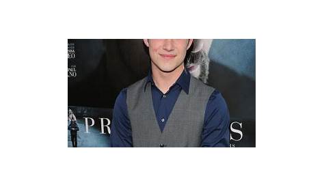 Unravel The Secrets: Dylan Minnette's Height Unveiled