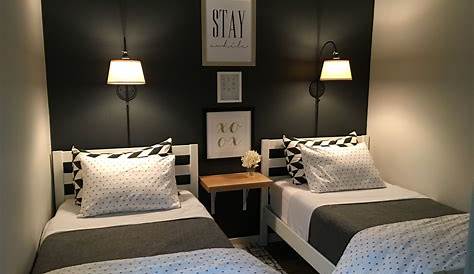 How To Decorate A Small Bedroom With Two Twin Beds
