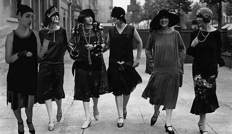 How Women's Fashion Changed In The 1920s