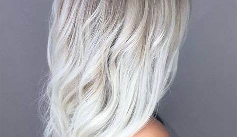 Pearlized blonde with stretched shadow root. Bayalage / Platinum Ash