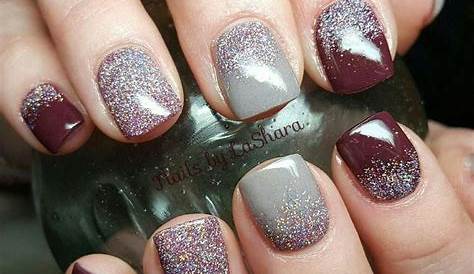 icy blue glitter nails Nail colors winter, Nail colors, Winter nails