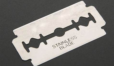 Razor Blade Knife - Roberts Consolidated