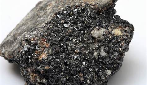 La galena: características, origen, usos y aplicaciones de este mineral