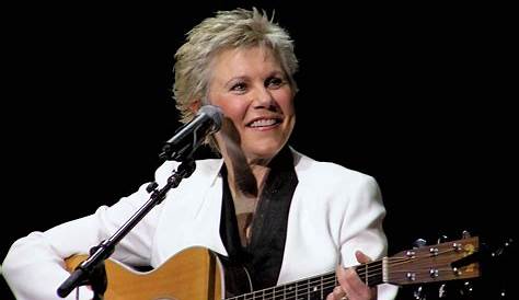 Anne Murray | Songwriters Hall of Fame