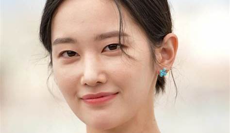 Jeon Jong Seo Signs Contract With An American Agency