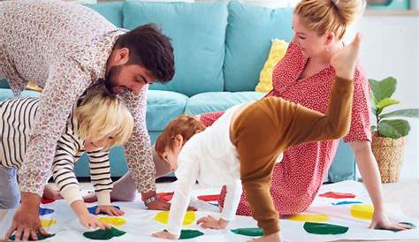 Juegos en familia para hacer ejercicio al aire libre - Photo 1