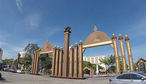 Sultan Ismail Petra Arch Kota Bahru Malaysia Stock Photo - Alamy