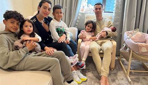 Photos : Cristiano Ronaldo : sa famille d'abord