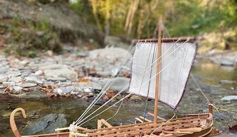 Drakkar Viking Ship Model | Viking ship, Vikings, Wooden boats