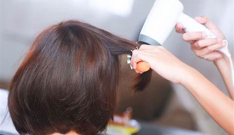 3 Ways to Blow Dry Layered Hair - wikiHow