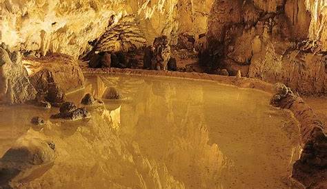 Le Gouffre dans le top 10 des plus belles grottes de France ! - Gouffre