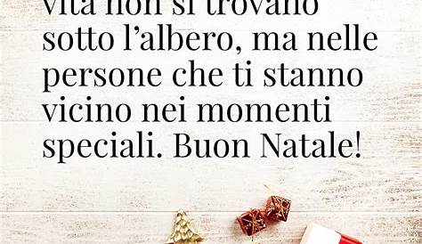 Le migliori frasi di Natale da mandare su WhatsApp: messaggi divertenti