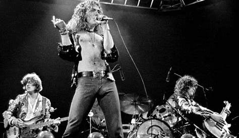 'Led Zeppelin Live:' A Photo Book of the Group at Its Concert Peak