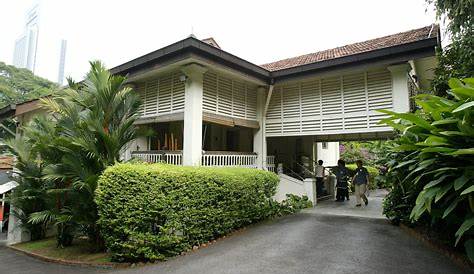 Singapore PM’s brother Lee Hsien Yang selling ‘resort-style’ home for
