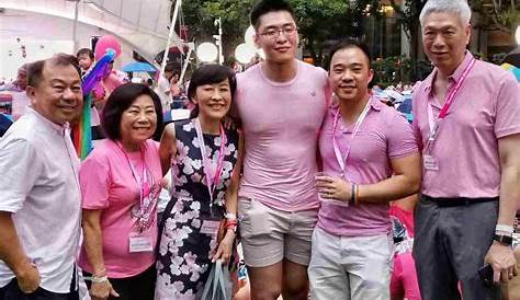 Lee Hsien Yang and wife attend Pink Dot with their son Huanwu and his