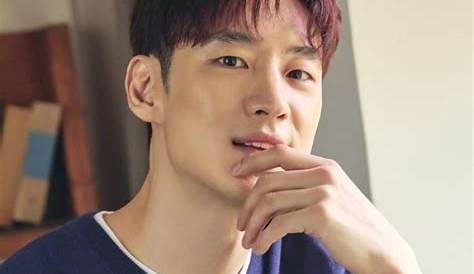 Lee Je Hoon Reflects On His Career, Talks About Hopes As An Actor, And