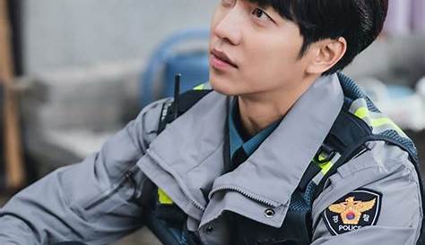 Lee Seung Gi Looks Back on His Previous K-Drama Roles