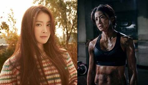Actress Lee Da Hae has been garnering attention for her dramatically