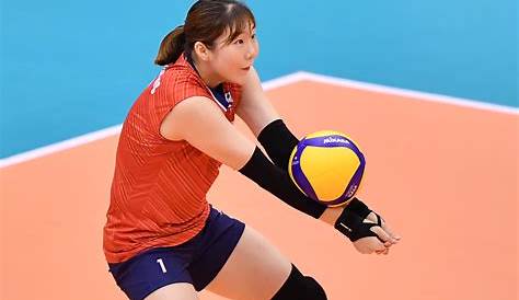 South Korean volleyball twins Lee Jae-yeong and Lee Da-yeong dropped