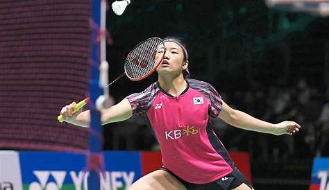 South Korea's Lee Yong Dae (R) and Jung Jae Sung play a shot against