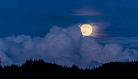 Photothèque Arnaud Frich | Lever de pleine lune au crépuscule