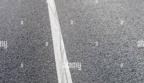 Ligne Blanche Neuve Sur La Texture De Route Image stock - Image du