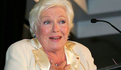 Line Renaud, une grande dame - rts.ch - Archives