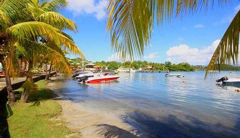 Retrouvez La marina des Trois Ilets Martinique grâce à VillaVEO