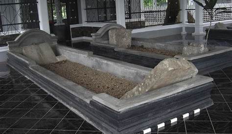 Grave of Orang Kayo Hitam