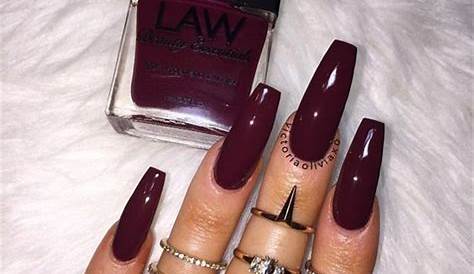 Maroon Nails & Wine Shoes For Romantic Vibe