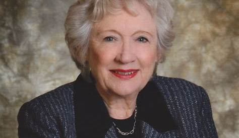 Obituary of Mary Lou Newburg | Moore & Snear Funeral Home serving C...