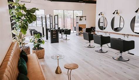 Home Hair Salons, Beauty Salon Interior, Interior Styling, Chic Chic