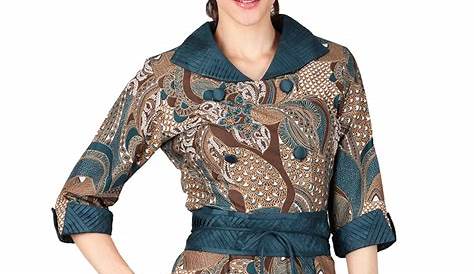 10 Model Baju Batik Kantor Wanita Kombinasi, Eksotis! | Model Baju