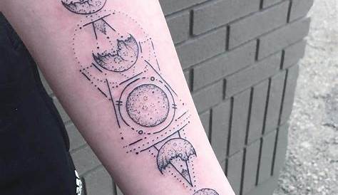 76 Moon Tattoos Designs - Mens Craze