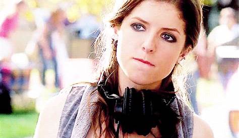 Mr Right Anna Kendrick Gif Messages