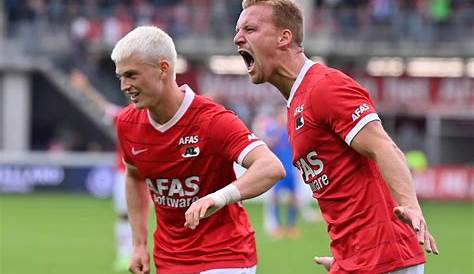 NAC Breda passa o carro por cima do Jong AZ Alkmaar na estreia da