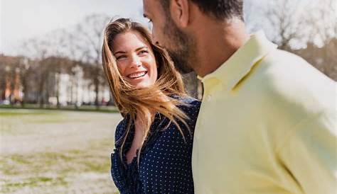 5 Anzeichen, dass du nach einer Trennung wieder zum Dating bereit bist
