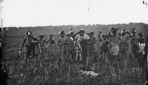 Ngati Whatua group at Kaipara | National Library of New Zealand | Maori