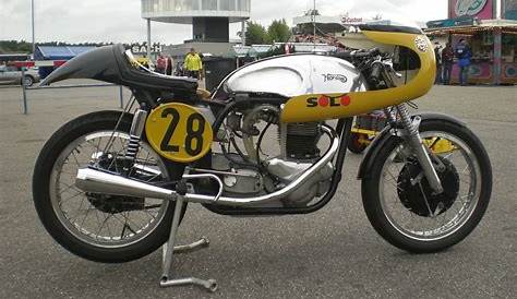 Lot 13 - 1956 Norton Domiracer 88C 500cc