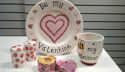 Old Time Pottery Valentine Decorations Vintage Mccoy Heart Or Vase 65 00