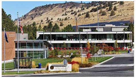 OTI, Oregon Tech, Campus Klamath Falls, OR Postcard