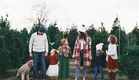 Outfit Christmas Tree Farm Family Pictures