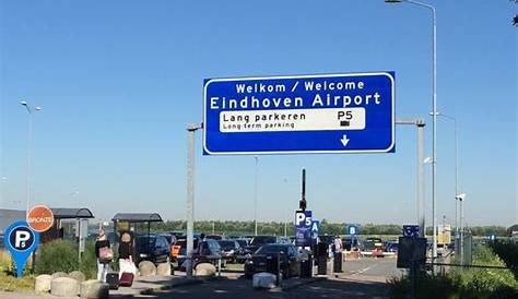 P5 Eindhoven Airport - ️ ️ - Kort of Lang Parkeren Officieel