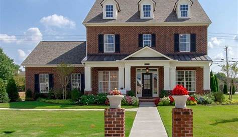 Murfreesboro's beautiful Murfree-Patterson home || PC: Angel Pardue #